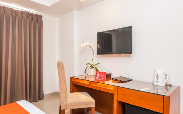 ZEN Rooms Benesari 5 Legian Kuta