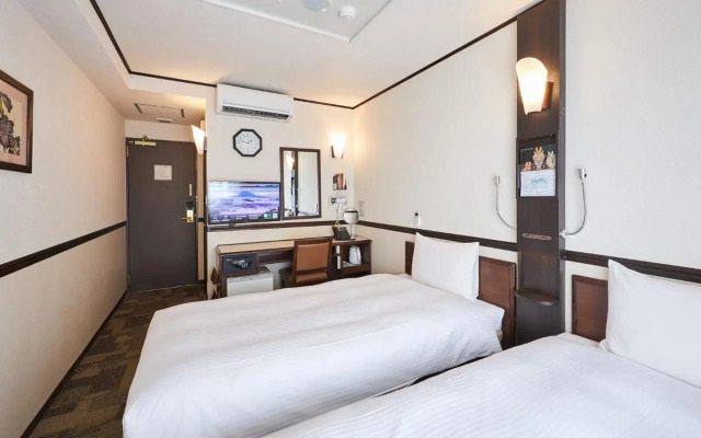 Toyoko Inn Tsu-eki Nishi-guchi