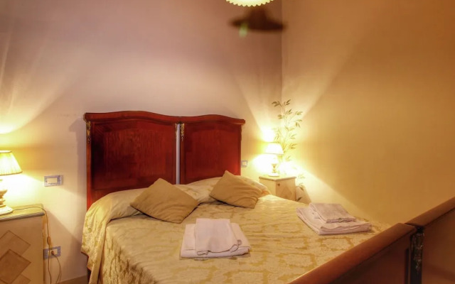 Gorgeous Mansion in Rapolano Terme With Swimming Pool