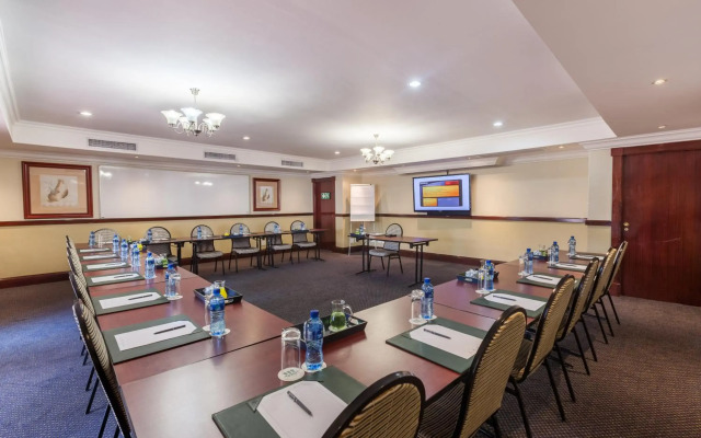 Courtyard Hotel Rosebank