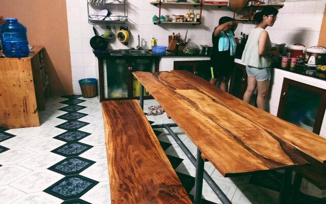 Trai Hoa Vang Homestay - Hostel