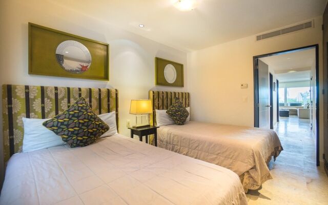 Elements Garden House 21 2 Bedroom Condo by RedAwning