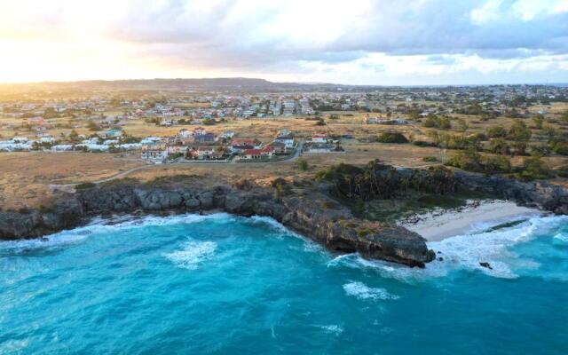 The Gem is Located a few Minutes Walk to the Gorgeous Bottom Bay Beach
