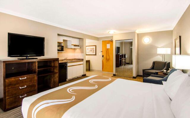 Quality Inn Downtown Inner Harbour