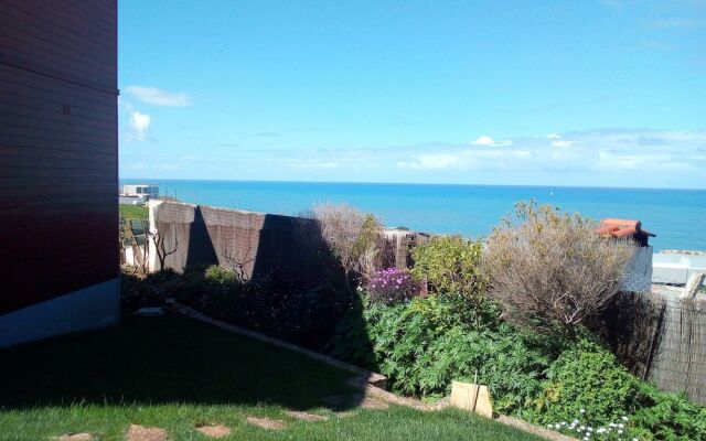 Coxos Beach Lodge