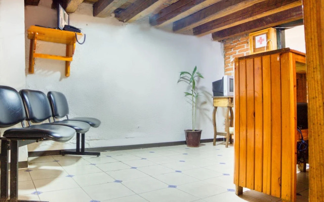 OYO Hotel Del Centro