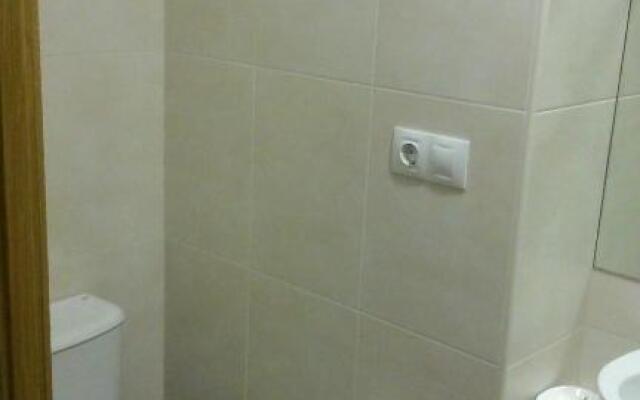 Apartamento con balcón