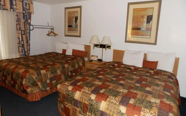 Norwood Inn and Suites - Roseville