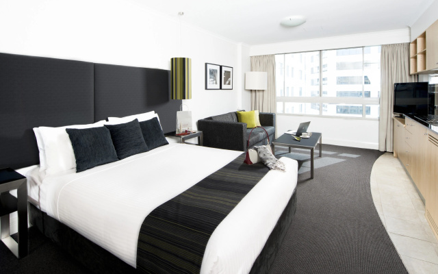Mantra on Kent – Guest Rooms – Sydney