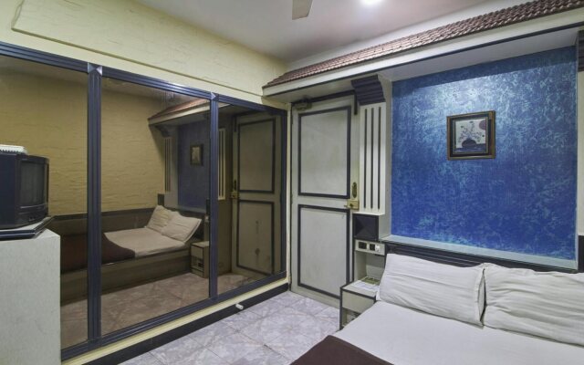 Hotel Everest