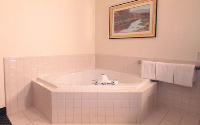 Fairfield Inn & Suites Louisville North