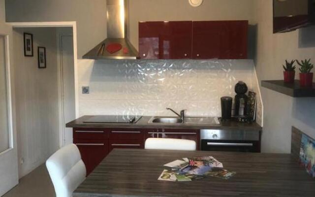 Appartement Perros-guirec petite terasse vue mer.