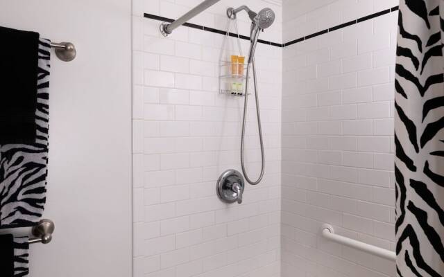 Harbor Knoll Bed & Breakfast