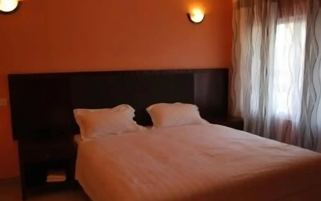 Prime Lodge