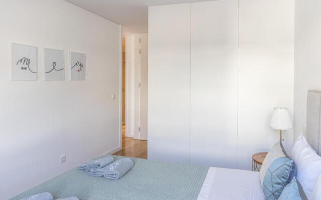 Sun&Sea Luxury Apartment by MP