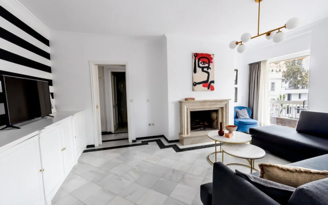 Massive 2-apartment Combo Unbeatable Acropolis Views Sleeps 9