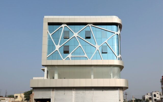 OYO 10176 Hotel Bluebell