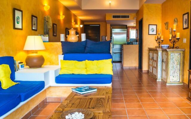 Bosque De Los Aluxes 304 1 Bedroom Condo