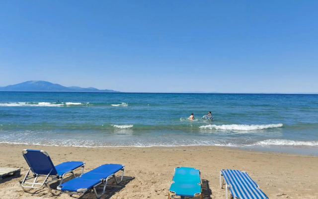Anetis Beach Hotel