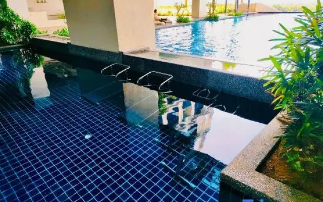 Ramada medini Apartment