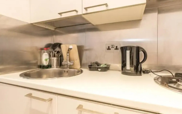 Eson2 - The Chelsea Edith Grove Lodge