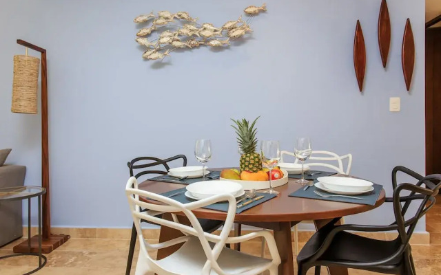 Vibrant Condo in Nature with Pool