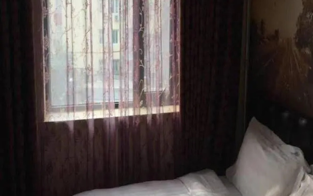 Red Hotel - Beijing