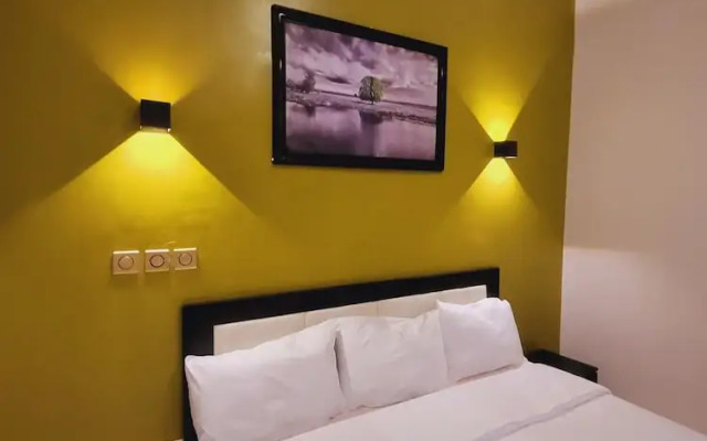 Aggreys 55 airport lodge