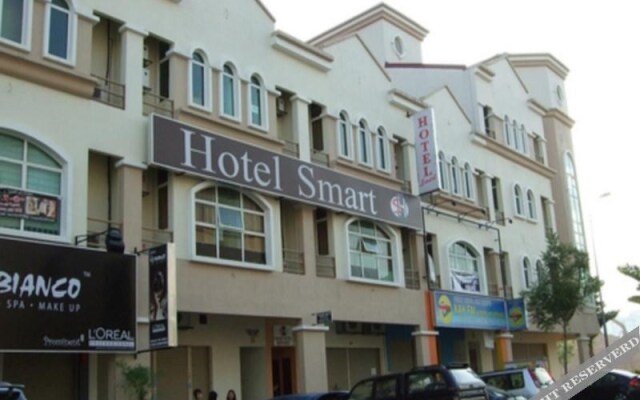 Smart Hotel Kota Damansara