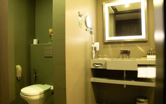 Novotel Kolkata Hotel & Residences Hotel