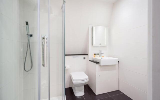 Apartment 5, 48 Bishopsgate by City Living London