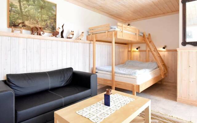 4 Person Holiday Home in Hamburgsund