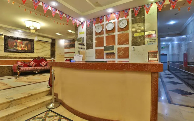 OYO 334 Taraf Jeddah Hotel