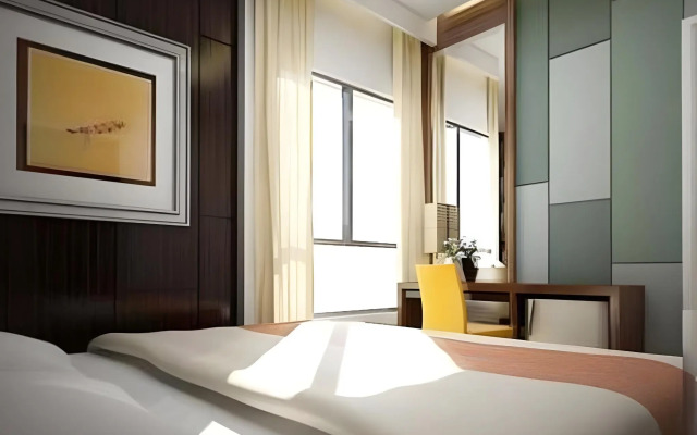 Splash Hotel