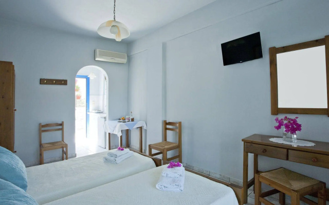 Stefano Apartments
