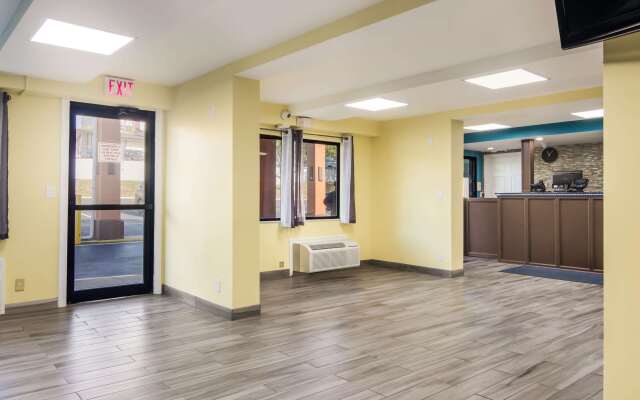 Rodeway Inn & Suites Monroeville - Pittsburgh