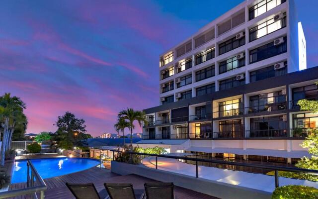 Sunshine Tower Hotel