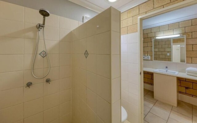 Jacaranda Country Motel