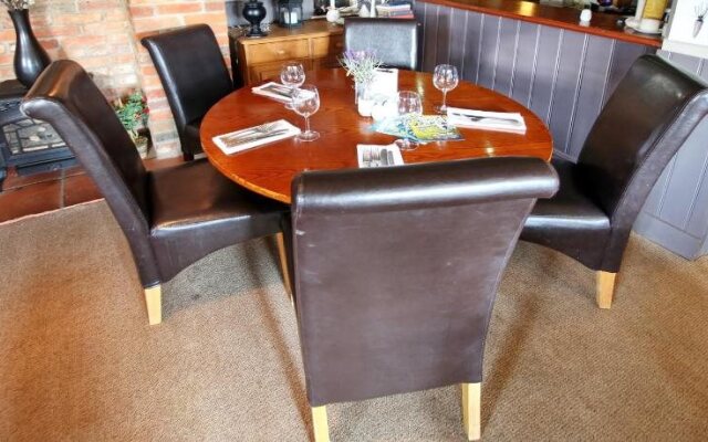 The Potters Arms