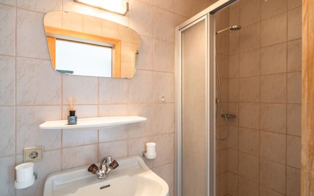 Welcoming Apartment in Ramsau im Zillertal near Ski Area