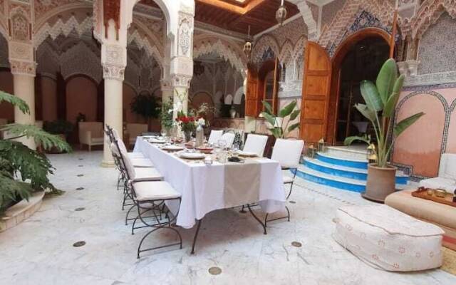 Riad AZAD
