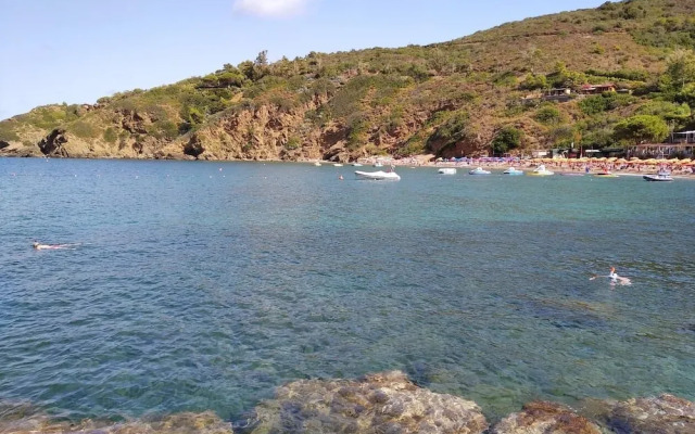 Bilo for 2 pax closed to the beach