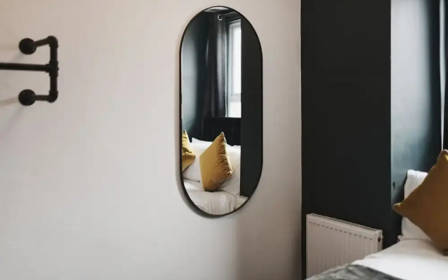 Garmoyle Road Flat 2