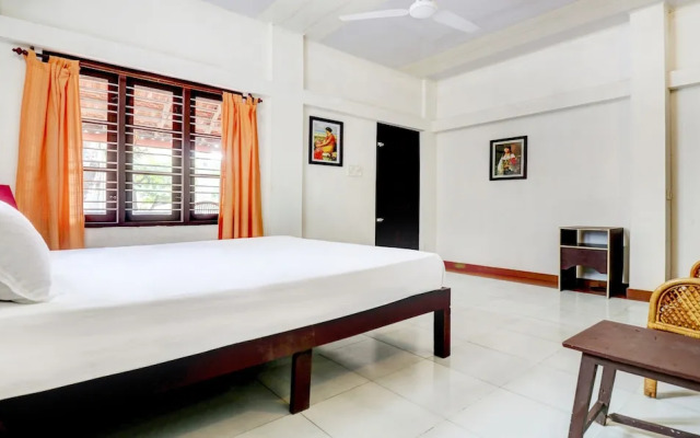 Shirleys Beach Hotel