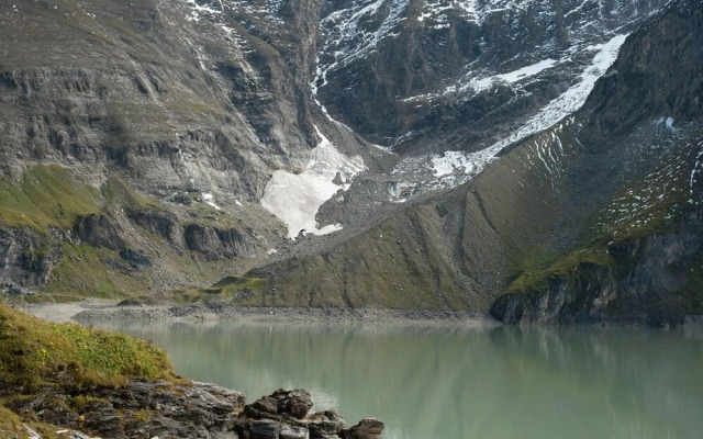 Magnificent Chalet in Kaprun With Balcony and Mountain Views