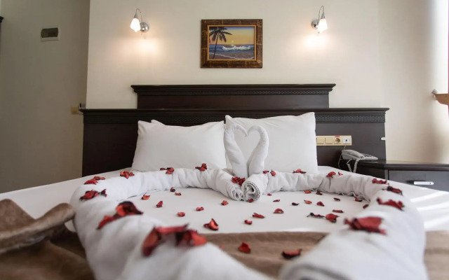 Pamuk City Hotel