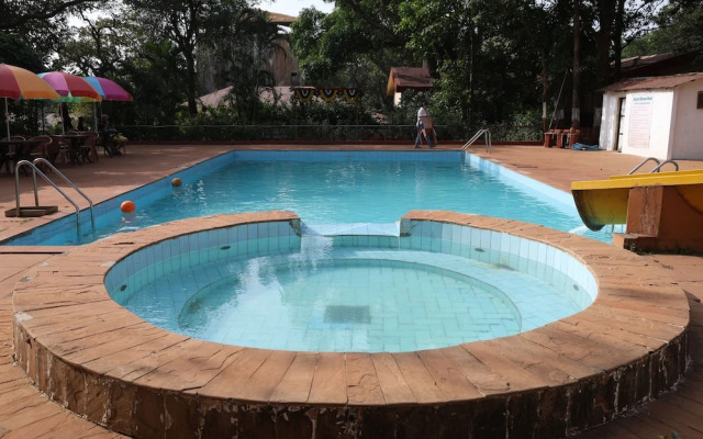 Gujarat Bhavan Hotel