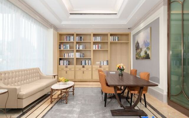 Vienna Hotel (Huili Ancient City Hotel)