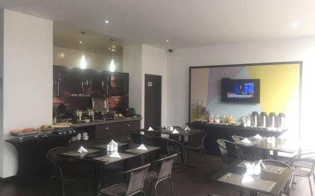 Best Western Calleja Suites