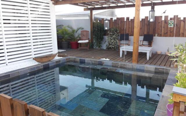 Maison TONGA piscine - jacuzzi confort